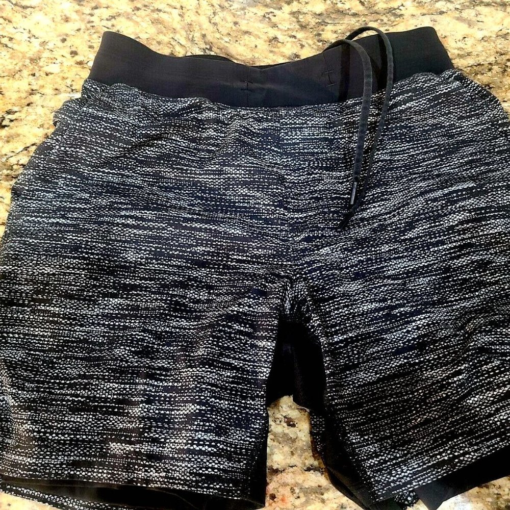 Lululemon Mens Running Shorts with Biker Lining